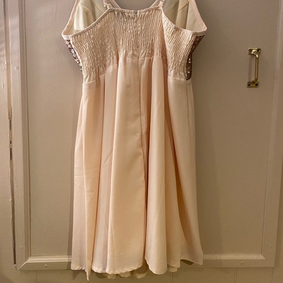 dress from Tobi - Picture 2 of 3